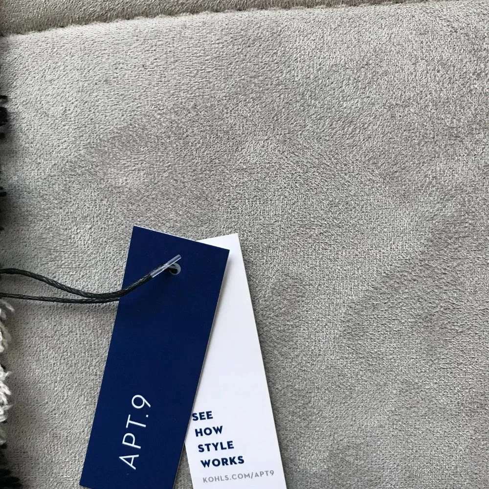 Scarf - Picture 4 of 7